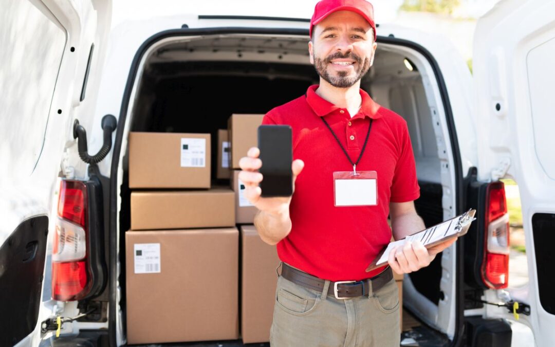 Ile zarabia kurier InPost, kurier DPD i DHL w 2025 roku? Jak wyglądają zarobki kurierów w Polsce?